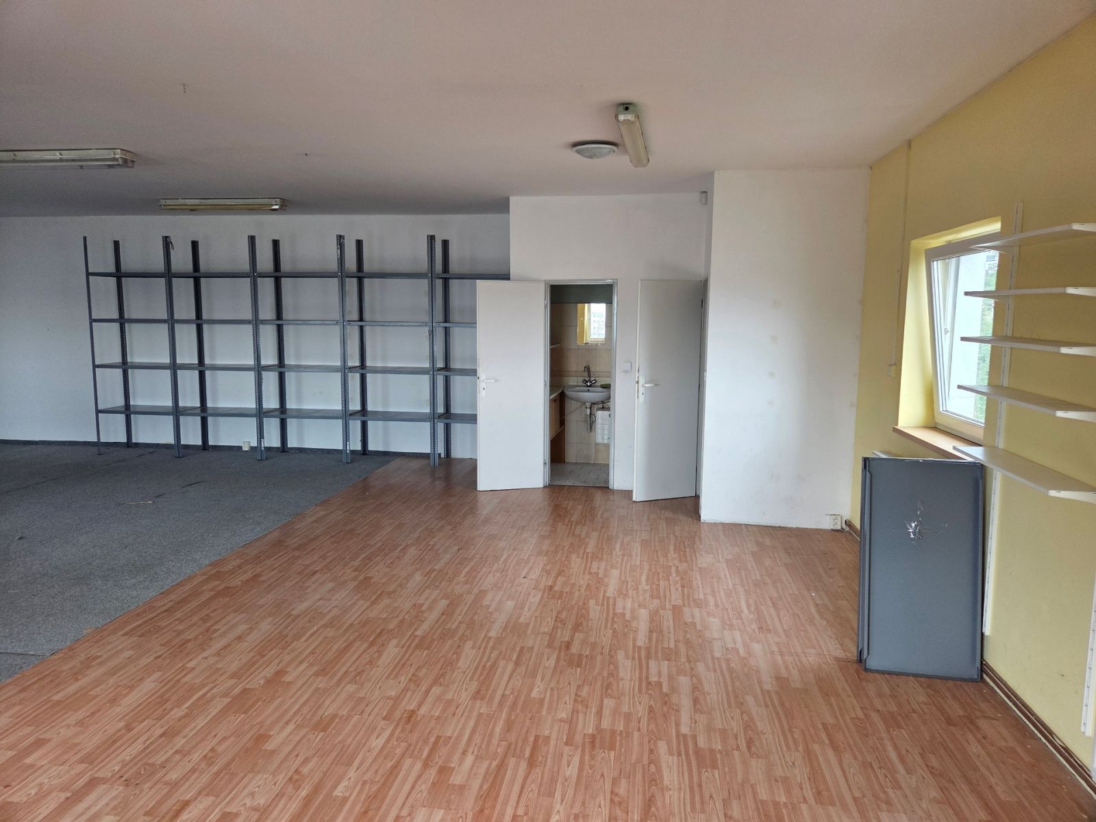 Pronájem nebytového prostoru 186 m² — photo 4
