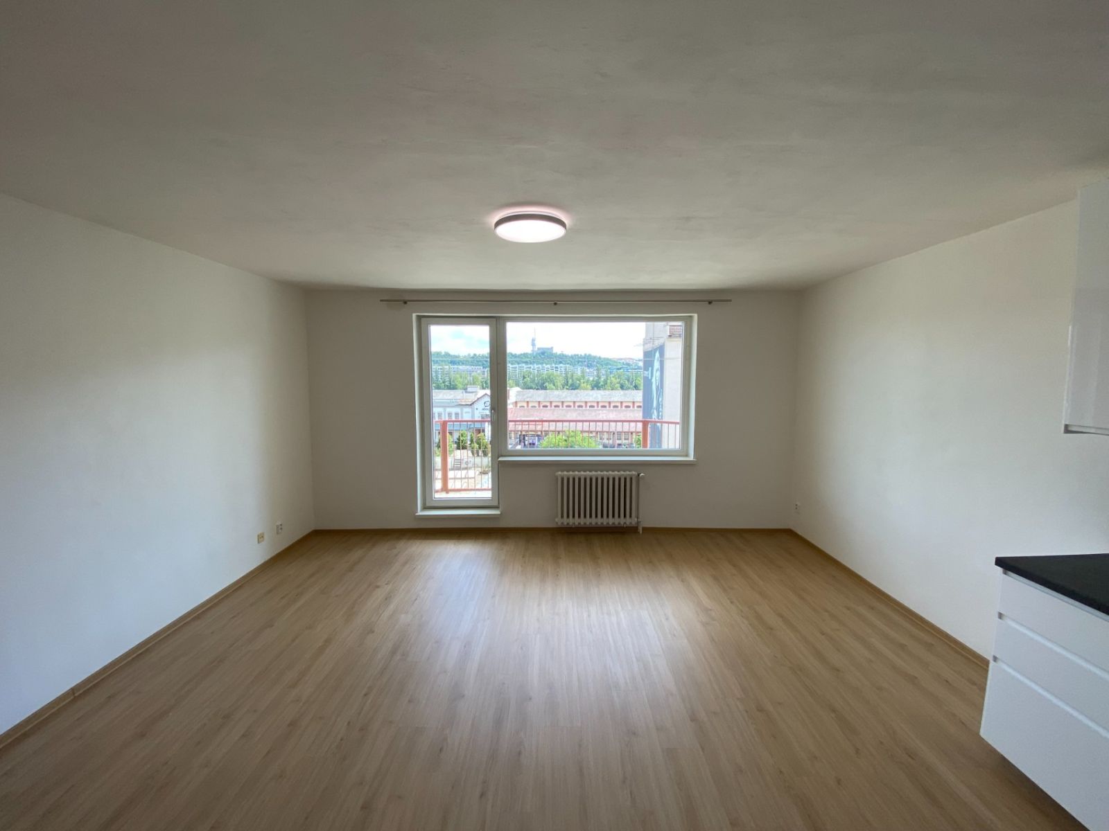 Pronájem bytu 1+kk 42 m² — photo 3