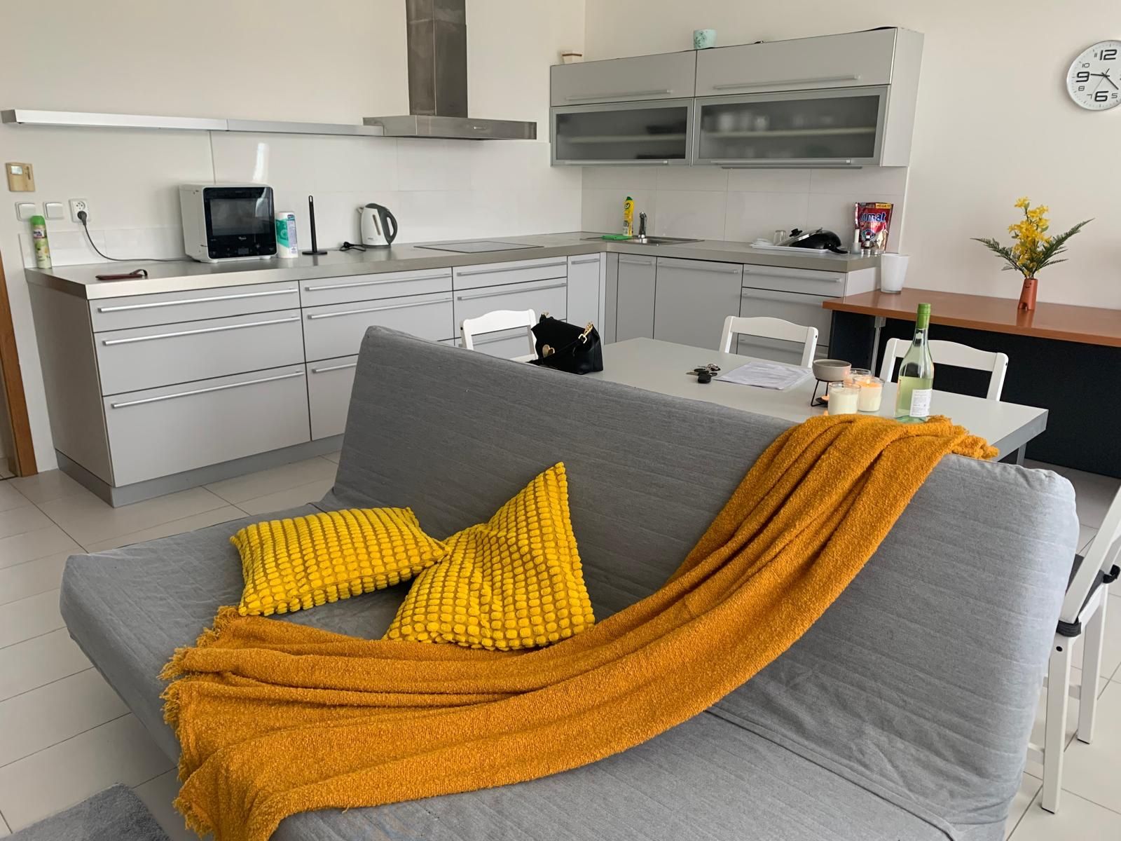 Pronájem bytu 3+kk 73 m² — photo 2