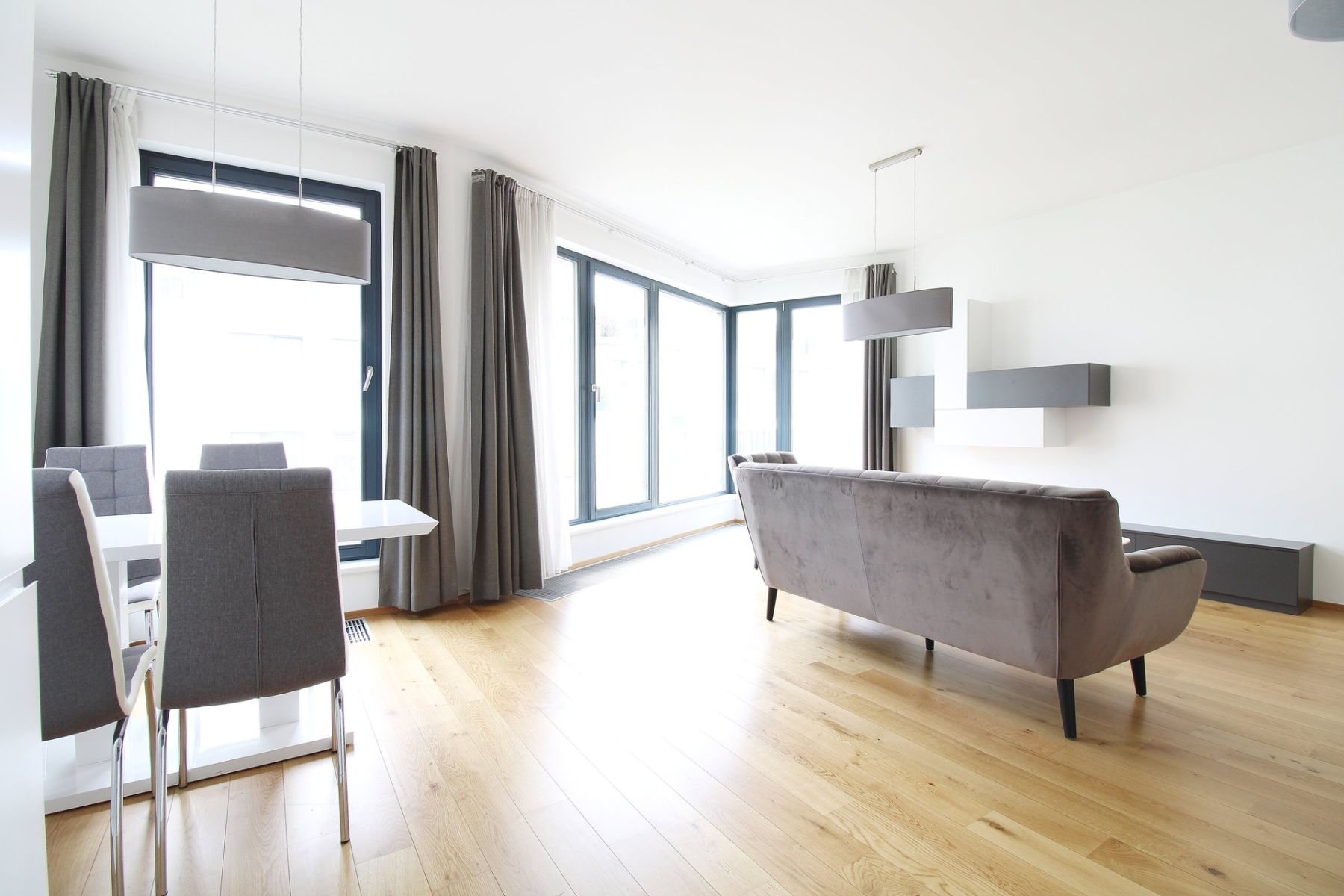Pronájem bytu 2+kk 69 m² — photo 3