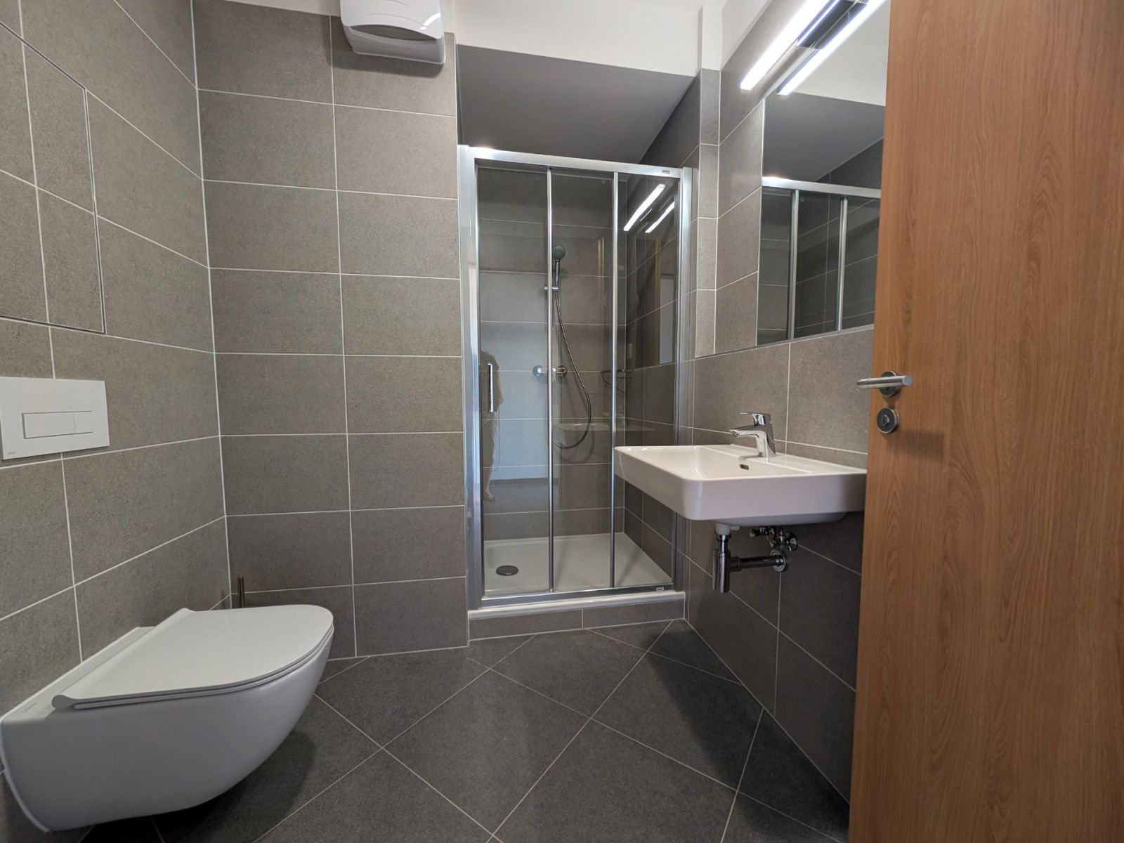 Pronájem bytu 2+kk 36 m² — photo 3