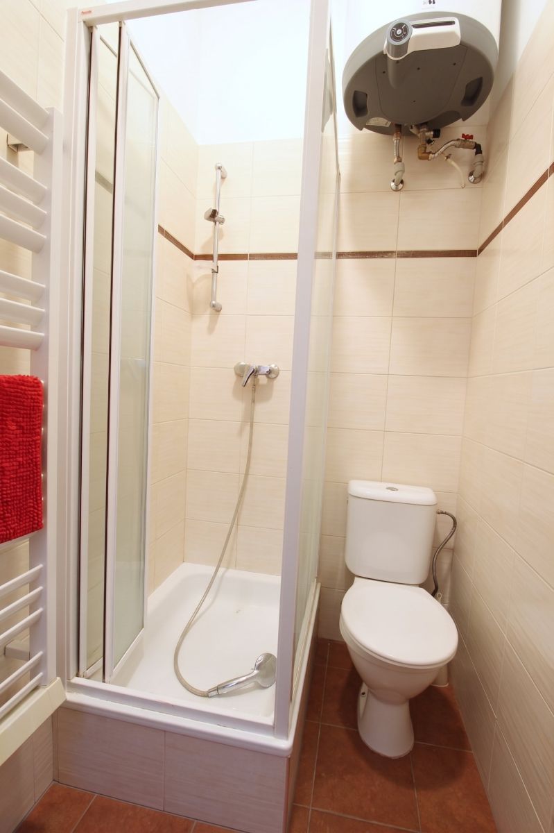 Pronájem bytu 1+1 37 m² — photo 2
