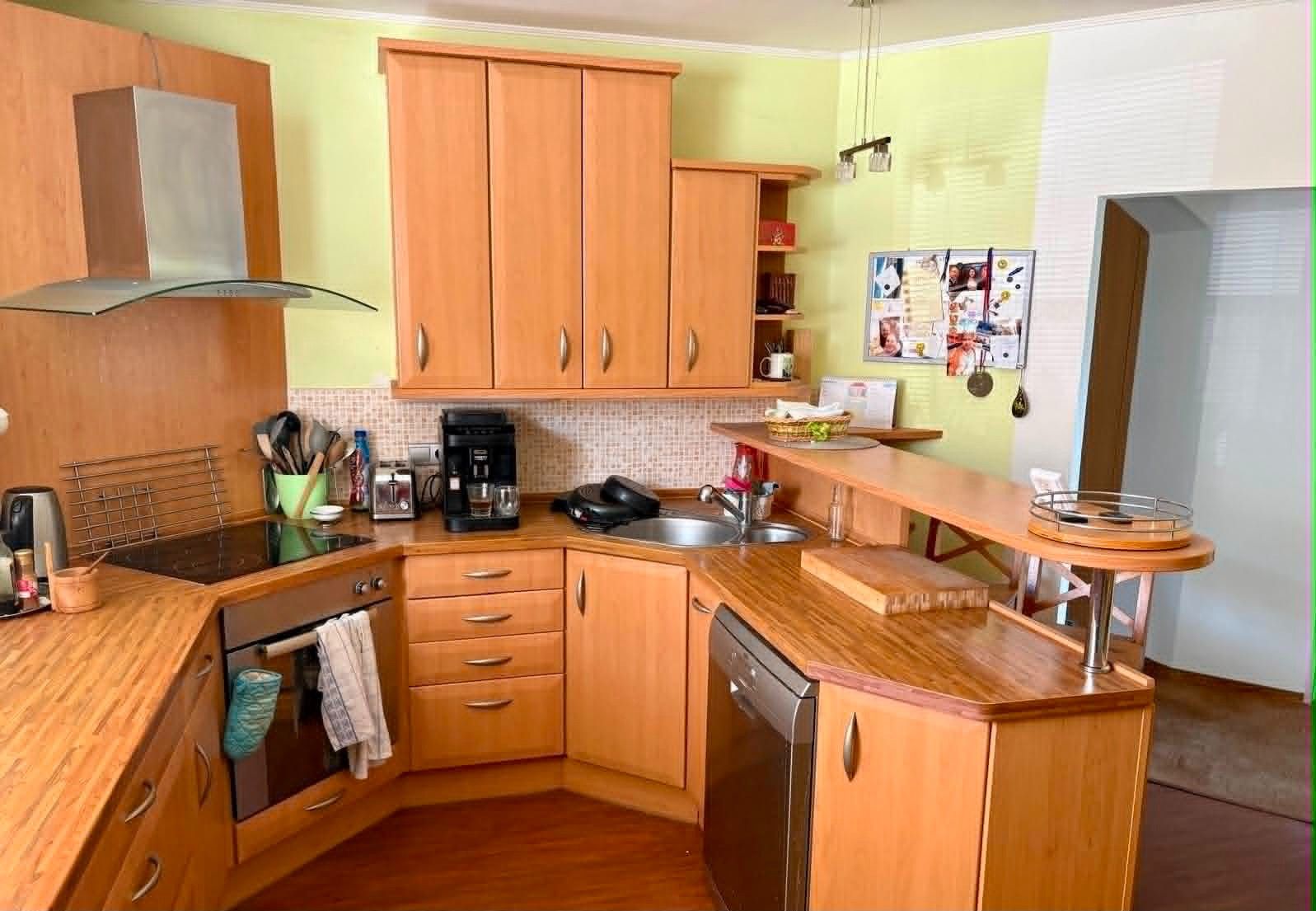 Prodej domu 184 m², pozemek 913 m² — photo 2