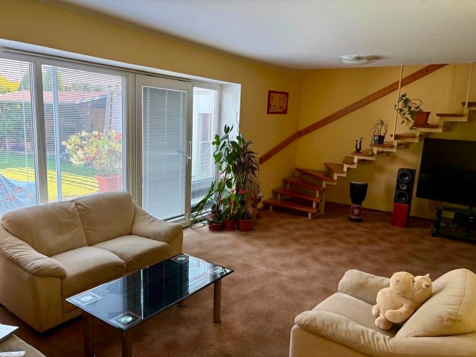 Prodej domu 184 m², pozemek 913 m² — photo 4