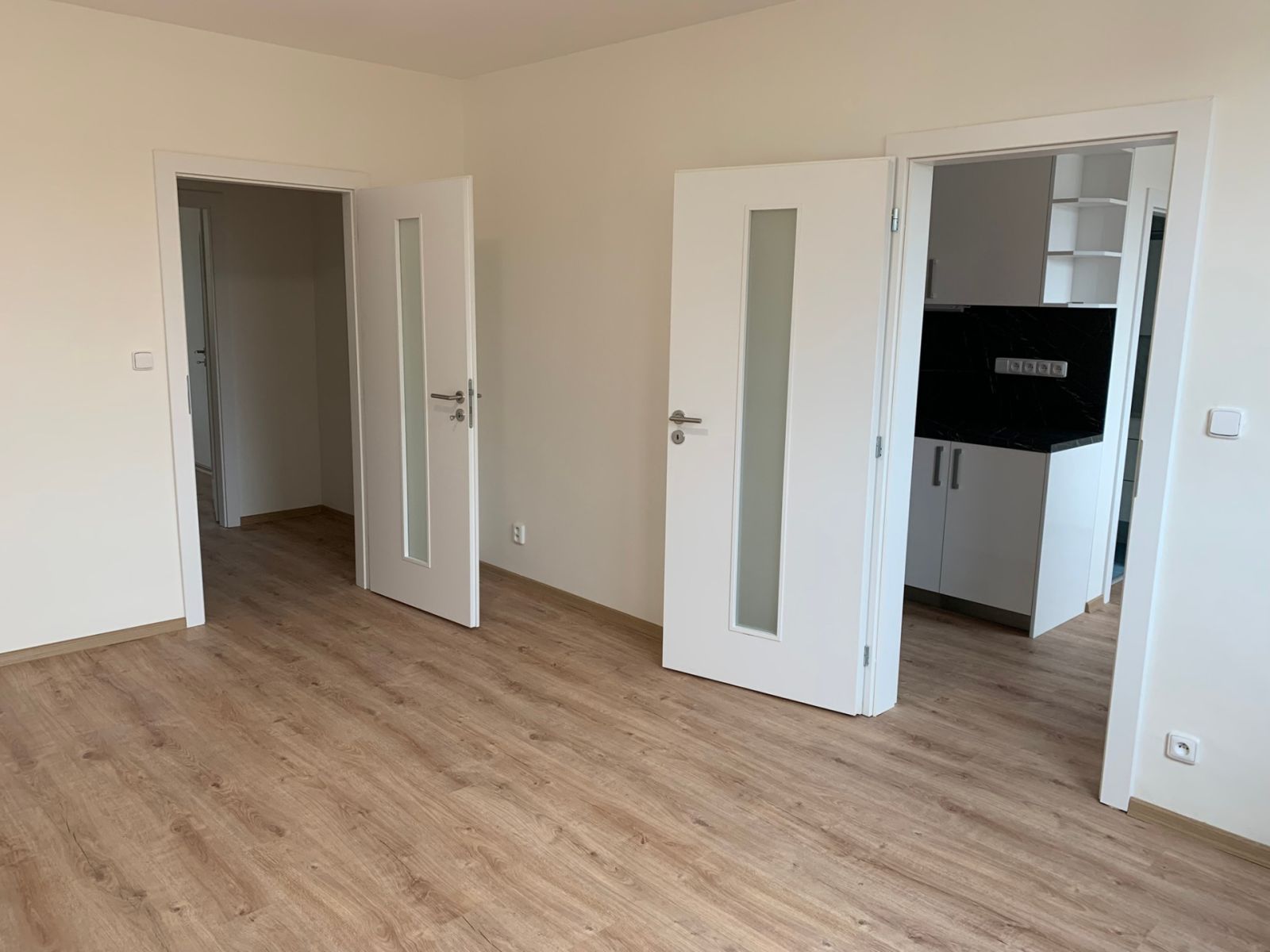 Pronájem bytu 2+1 58 m² — photo 4