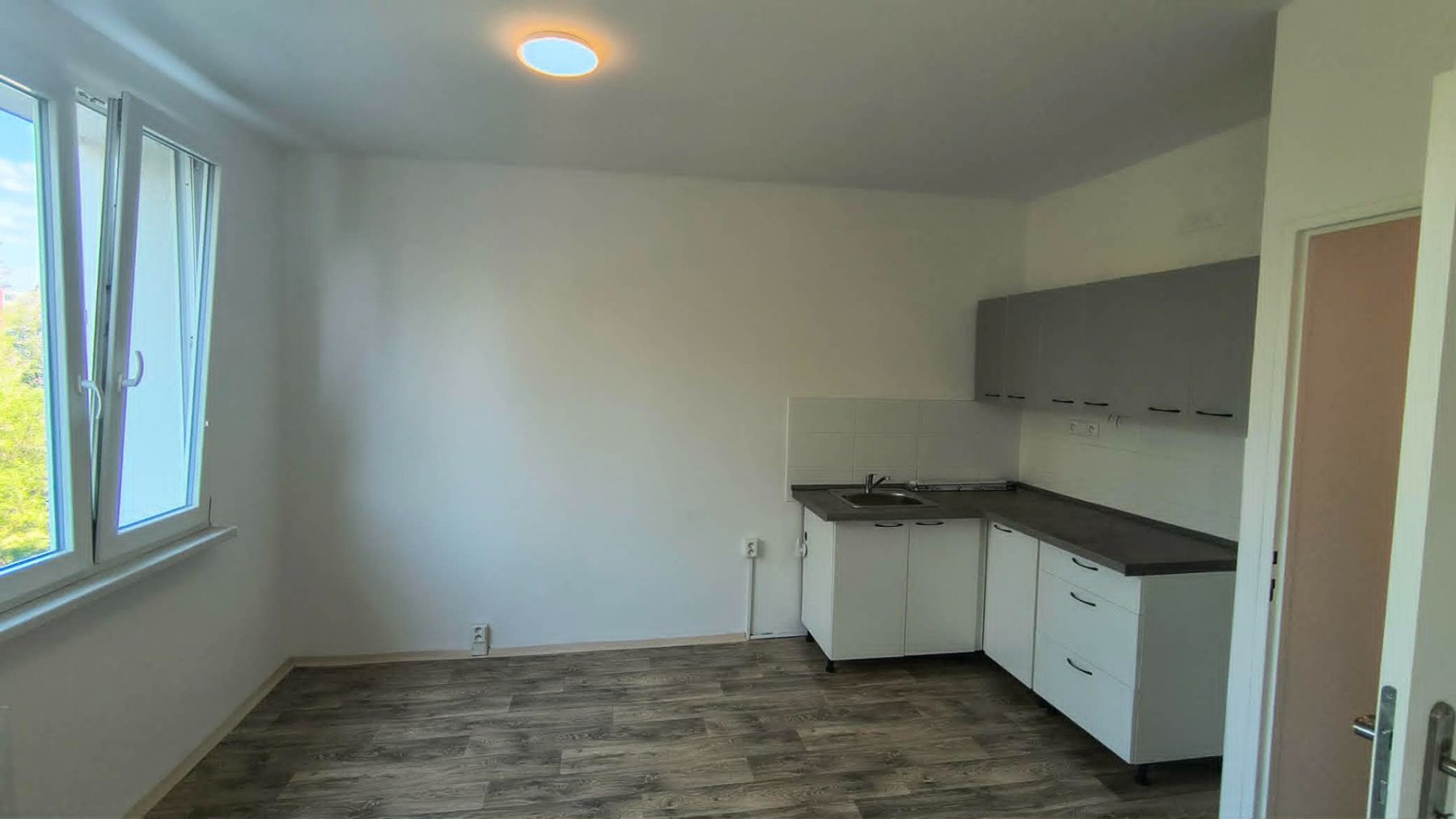 Prodej bytu 1+1 35 m² — photo 4