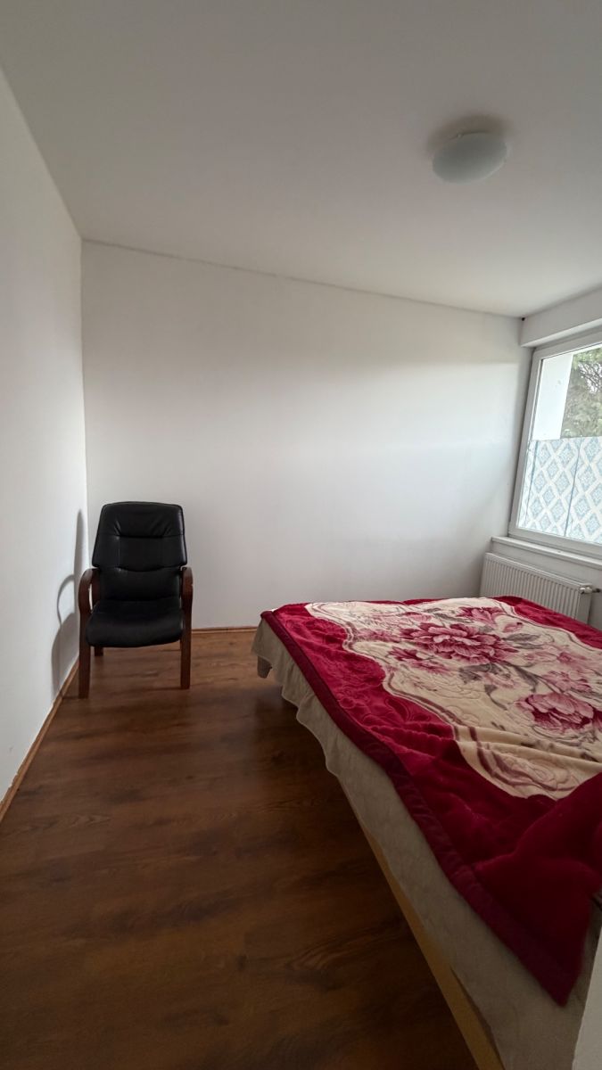 Pronájem bytu 1+1 32 m² — photo 3