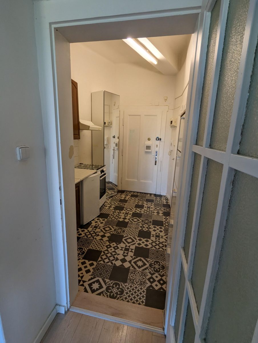 Pronájem bytu 2+kk 56 m² — photo 3