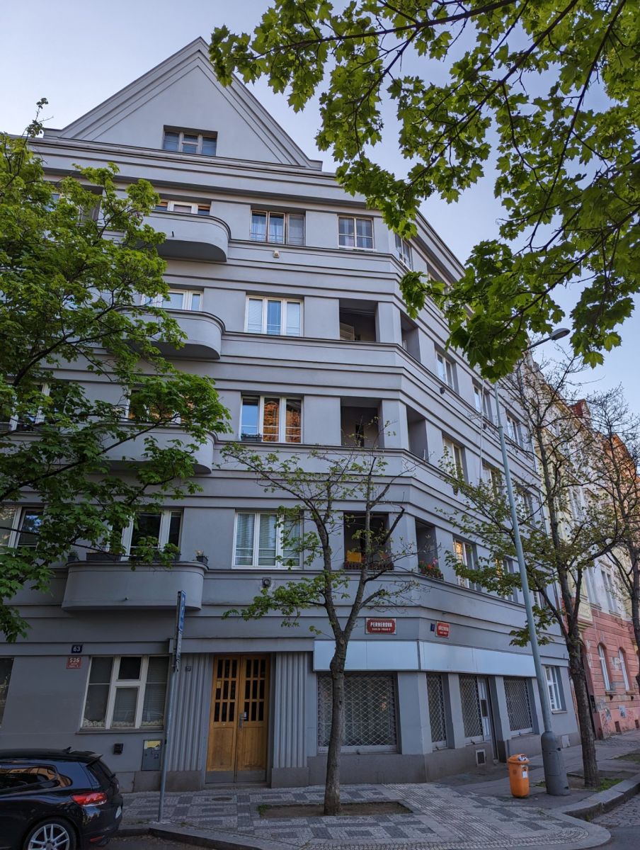 Pronájem bytu 2+kk 56 m²