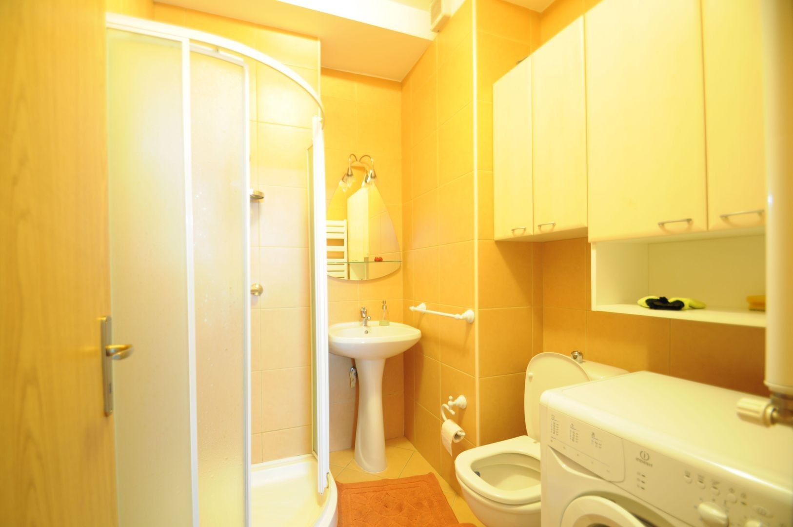 Pronájem bytu 2+1 73 m² — photo 2