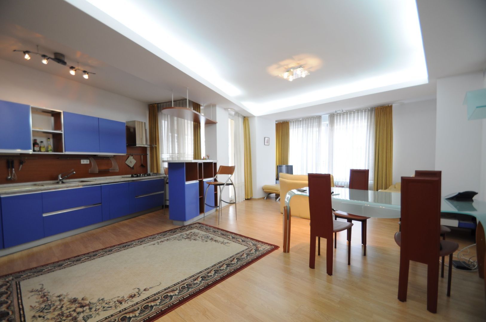 Pronájem bytu 2+1 73 m² — photo 3