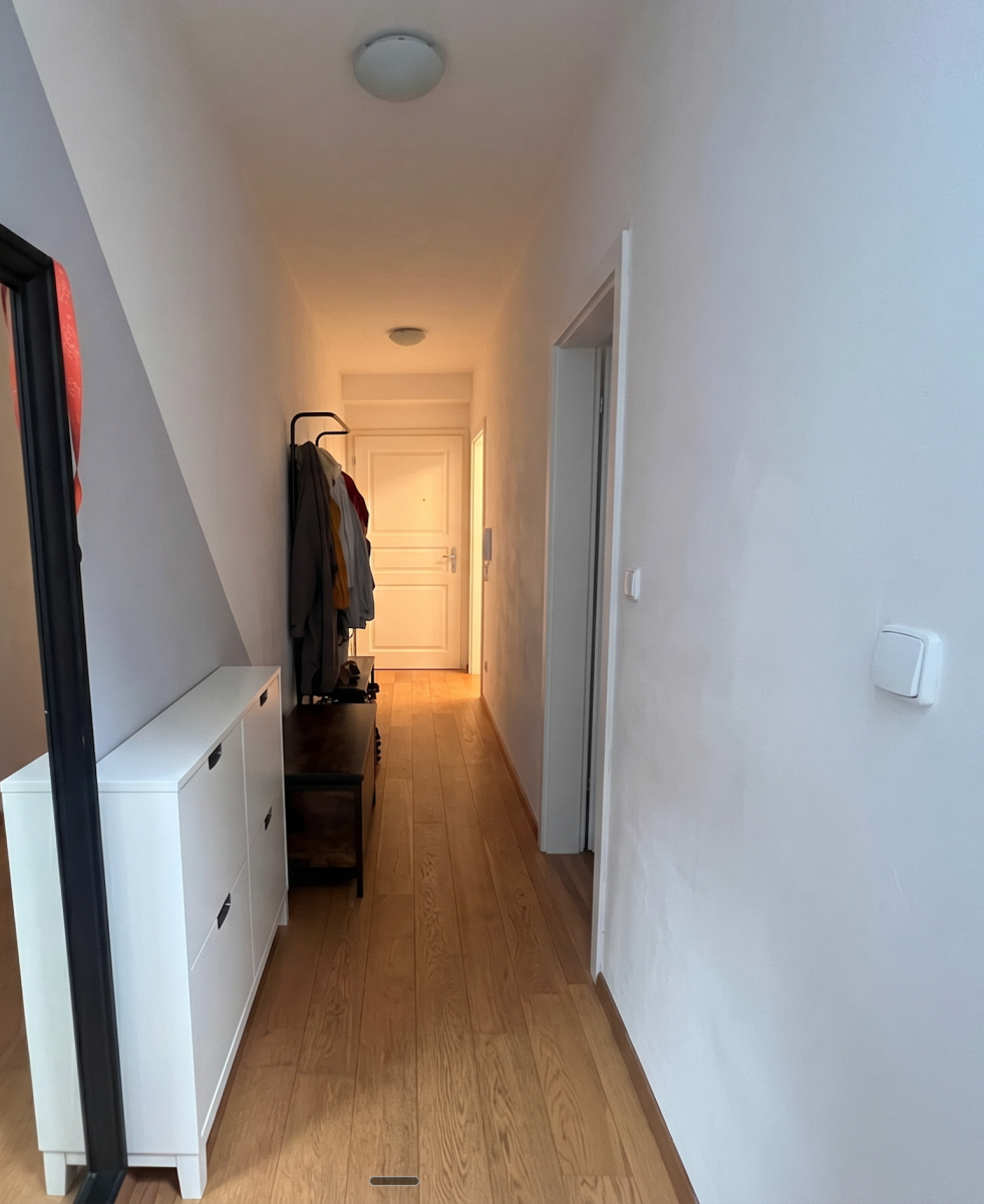 Pronájem bytu 3+kk 99 m² — photo 2