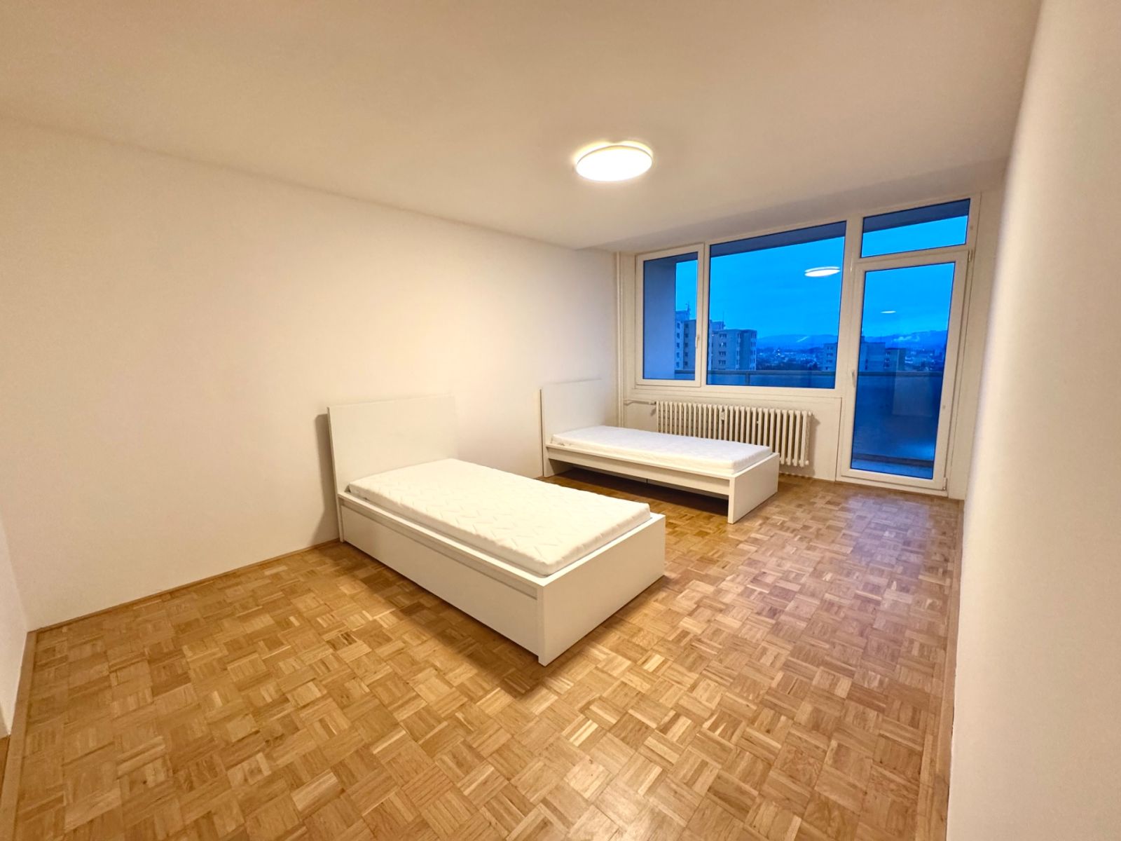 Pronájem bytu 5+kk 80 m² — photo 3