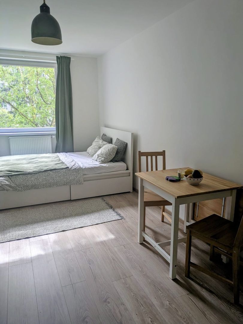 Pronájem bytu 1+kk 26 m² — photo 2