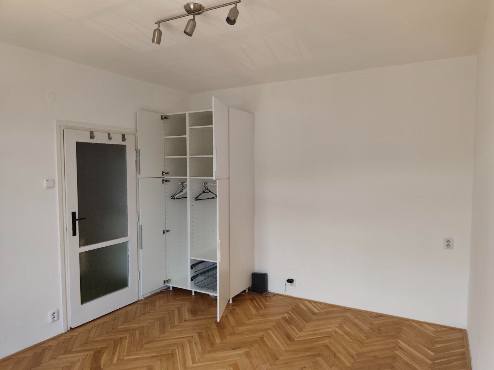 Pronájem bytu Garsoniéra 25 m² — photo 4