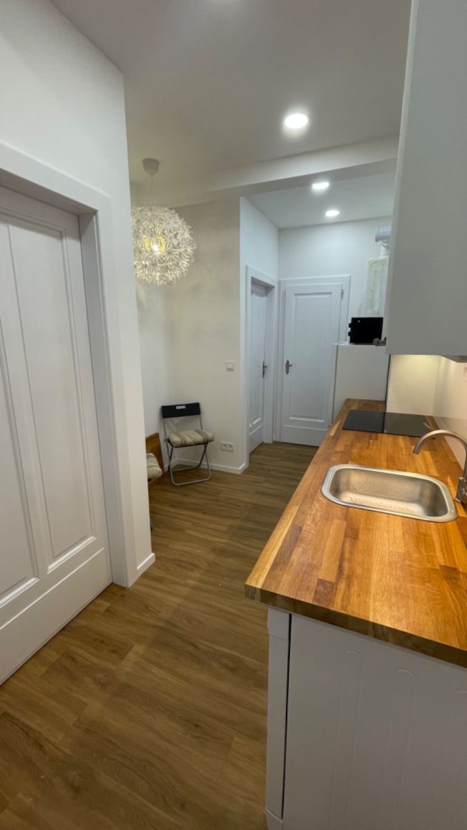 Pronájem bytu 2+1 45 m² — photo 2