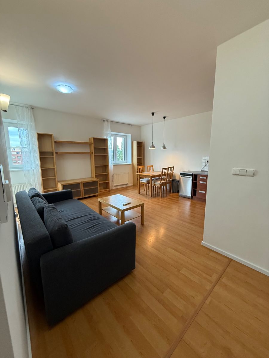 Pronájem bytu 2+kk 68 m²