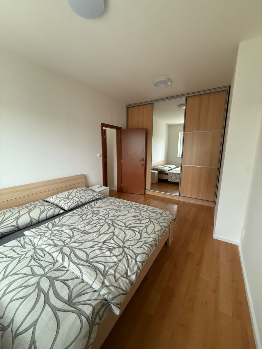 Pronájem bytu 2+kk 68 m² — photo 4