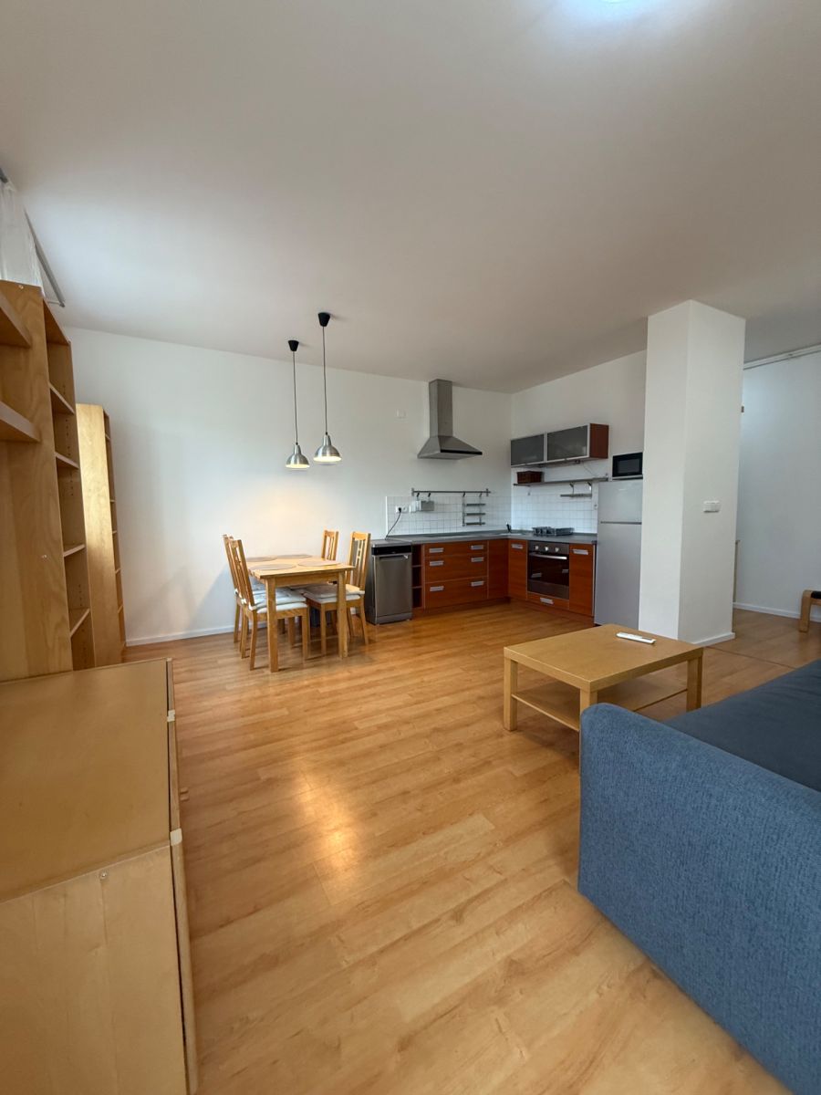 Pronájem bytu 2+kk 68 m² — photo 3