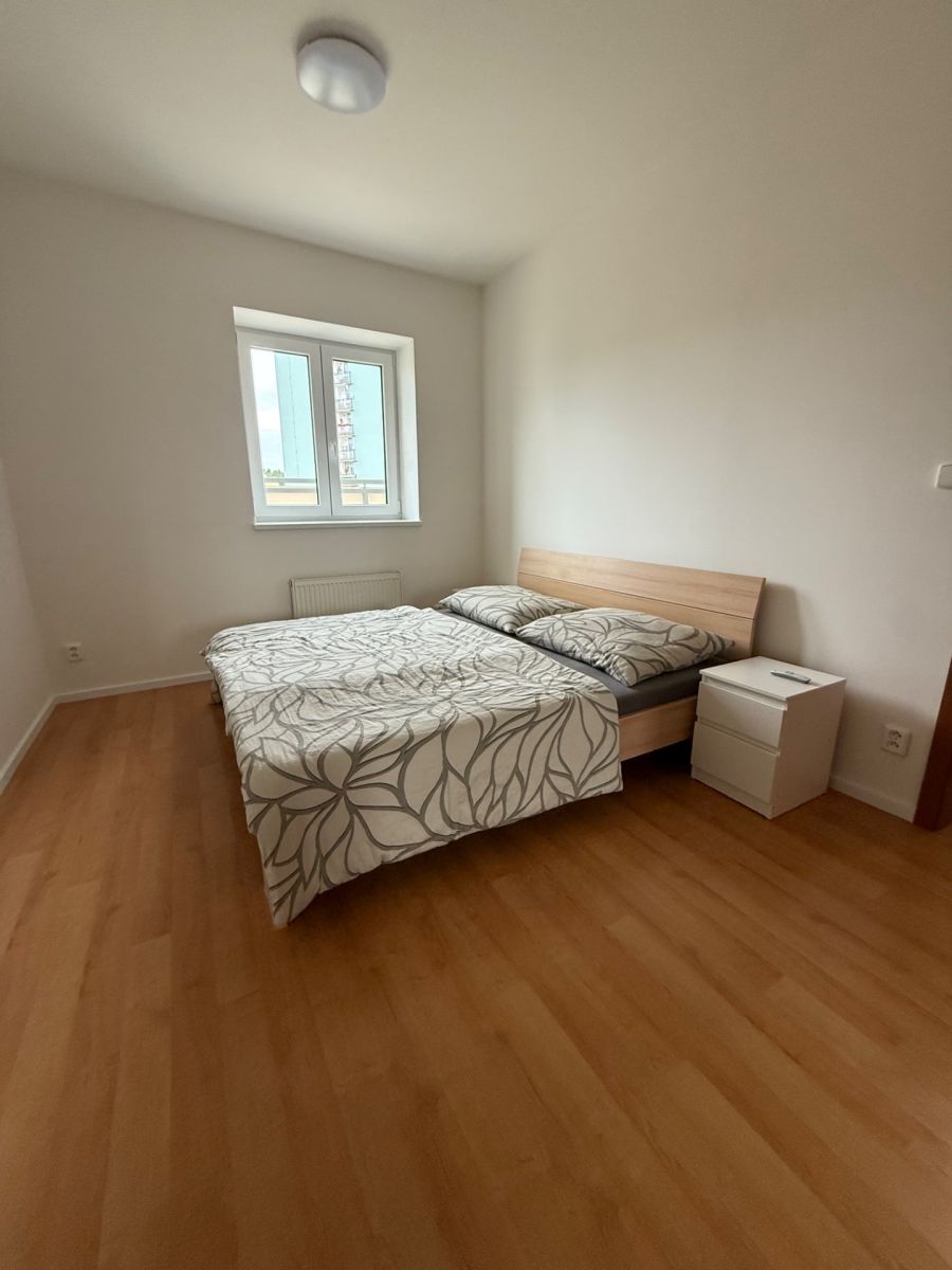 Pronájem bytu 2+kk 68 m² — photo 5