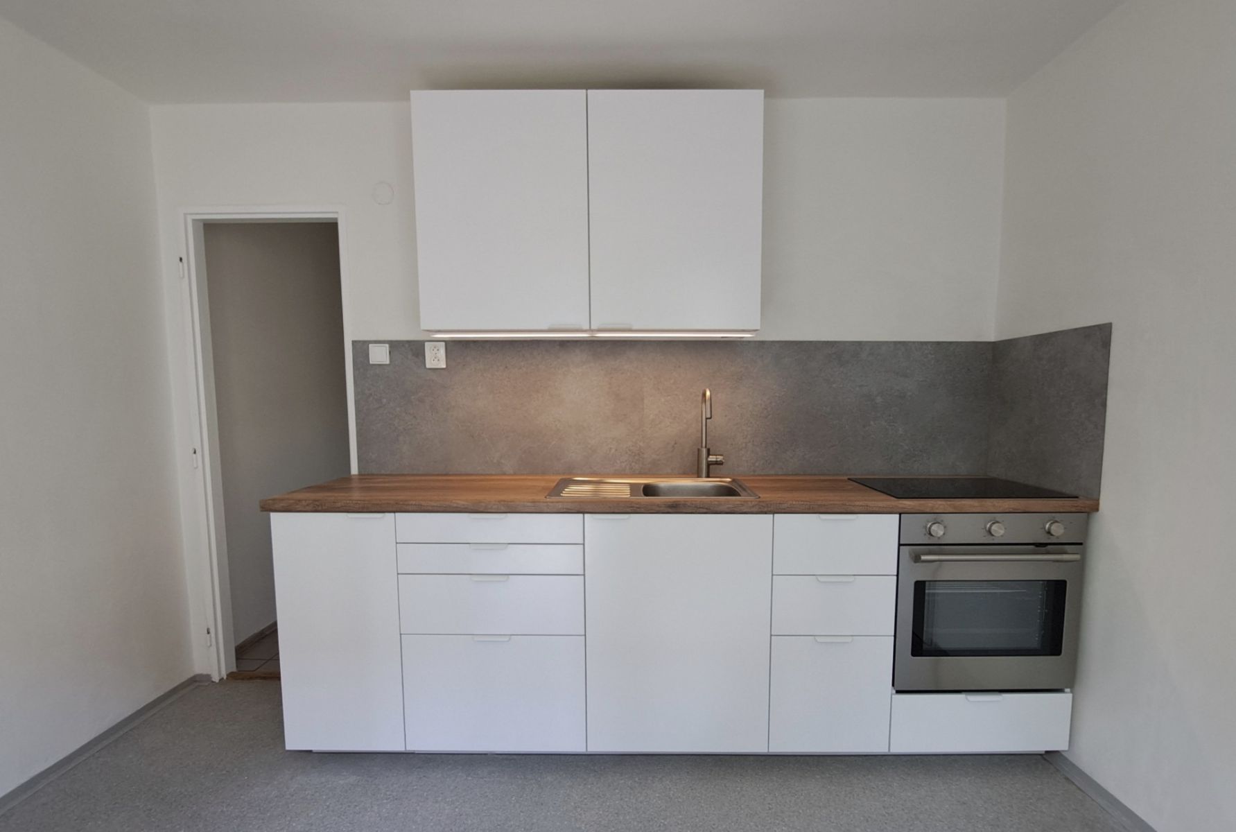 Pronájem bytu 3+1 75 m² — photo 2
