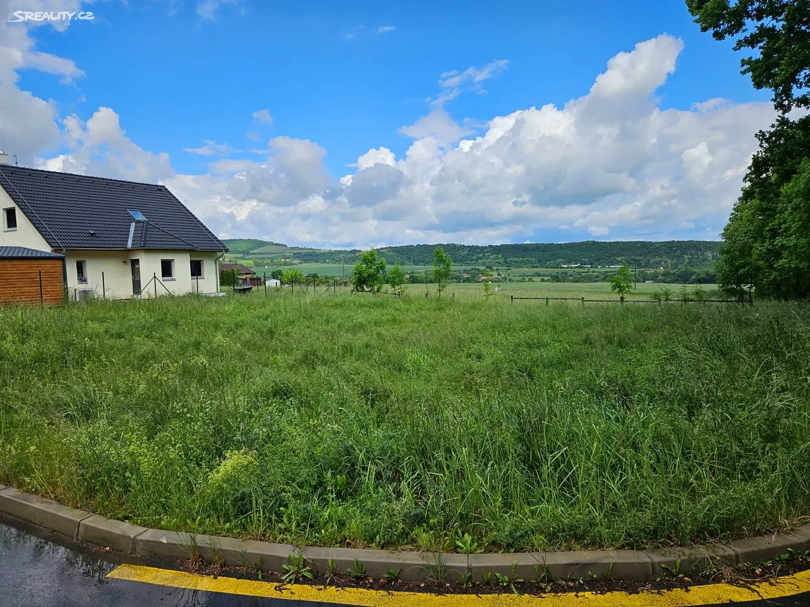 Prodej pozemku 914 m²