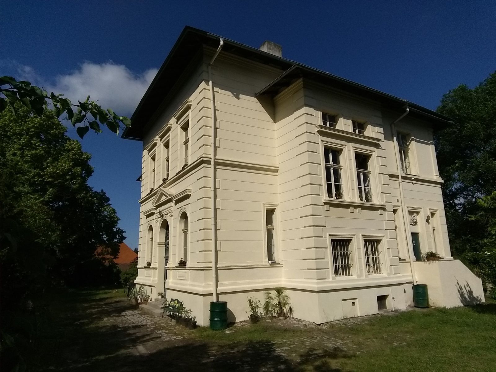 Prodej domu 500 m², pozemek 2.165 m²