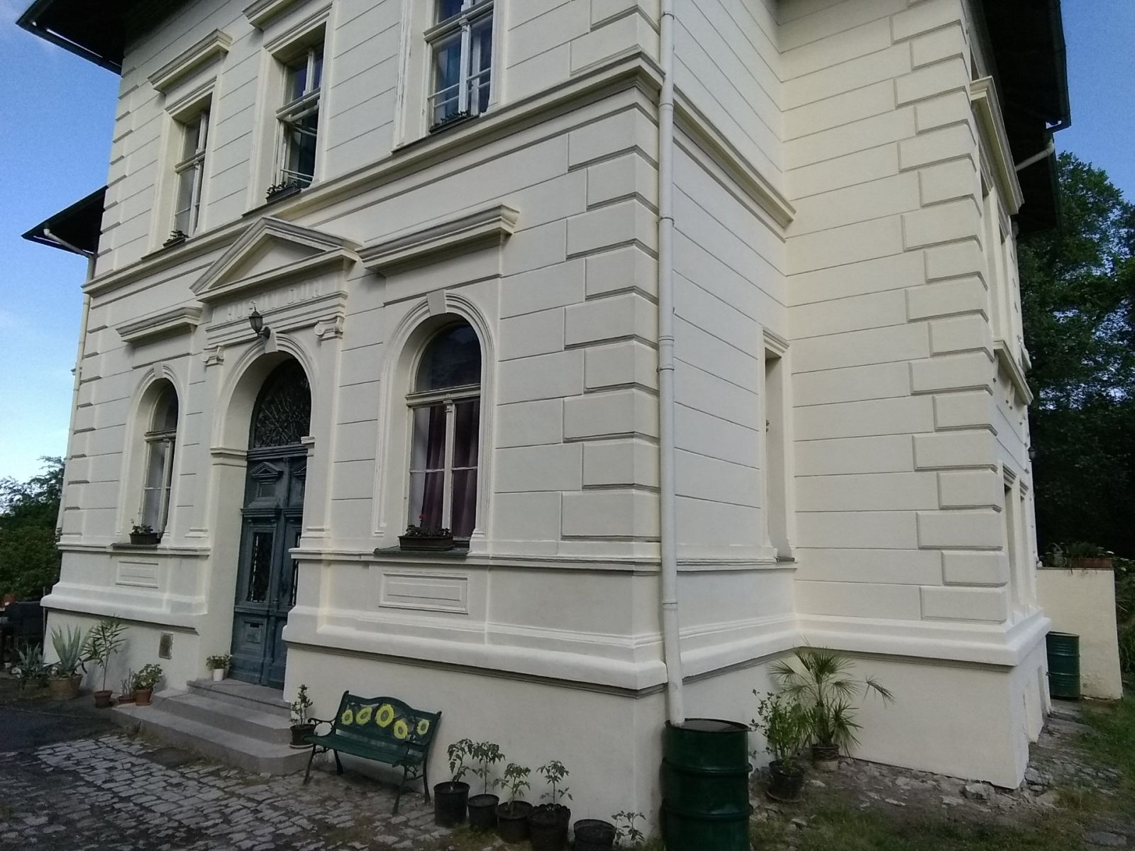 Prodej domu 500 m², pozemek 2.165 m² — photo 2