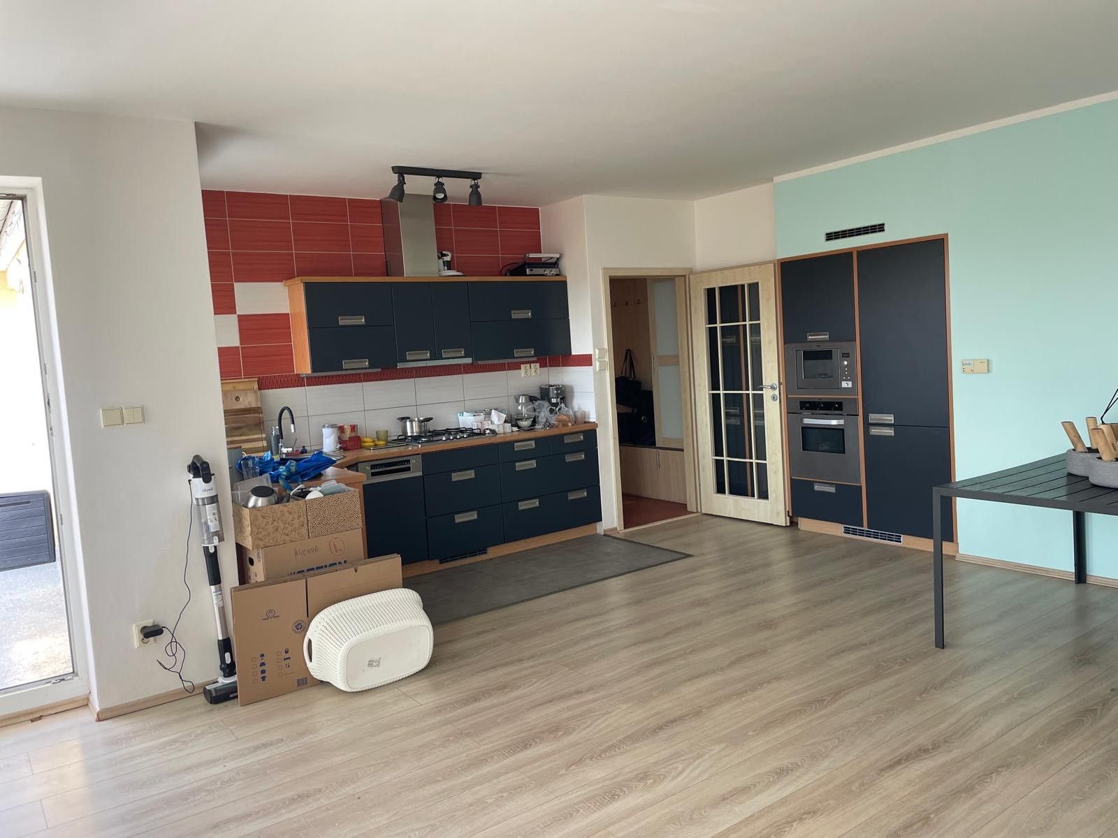 Pronájem bytu 3+kk 74 m² — photo 3