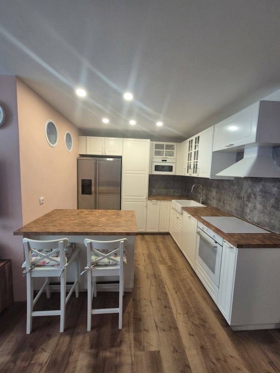 Pronájem bytu 4+kk 78 m²