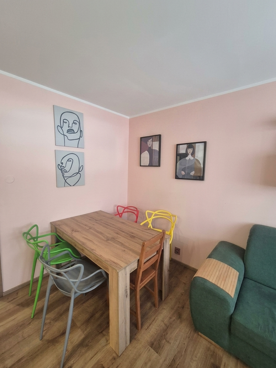 Pronájem bytu 4+kk 78 m² — photo 2