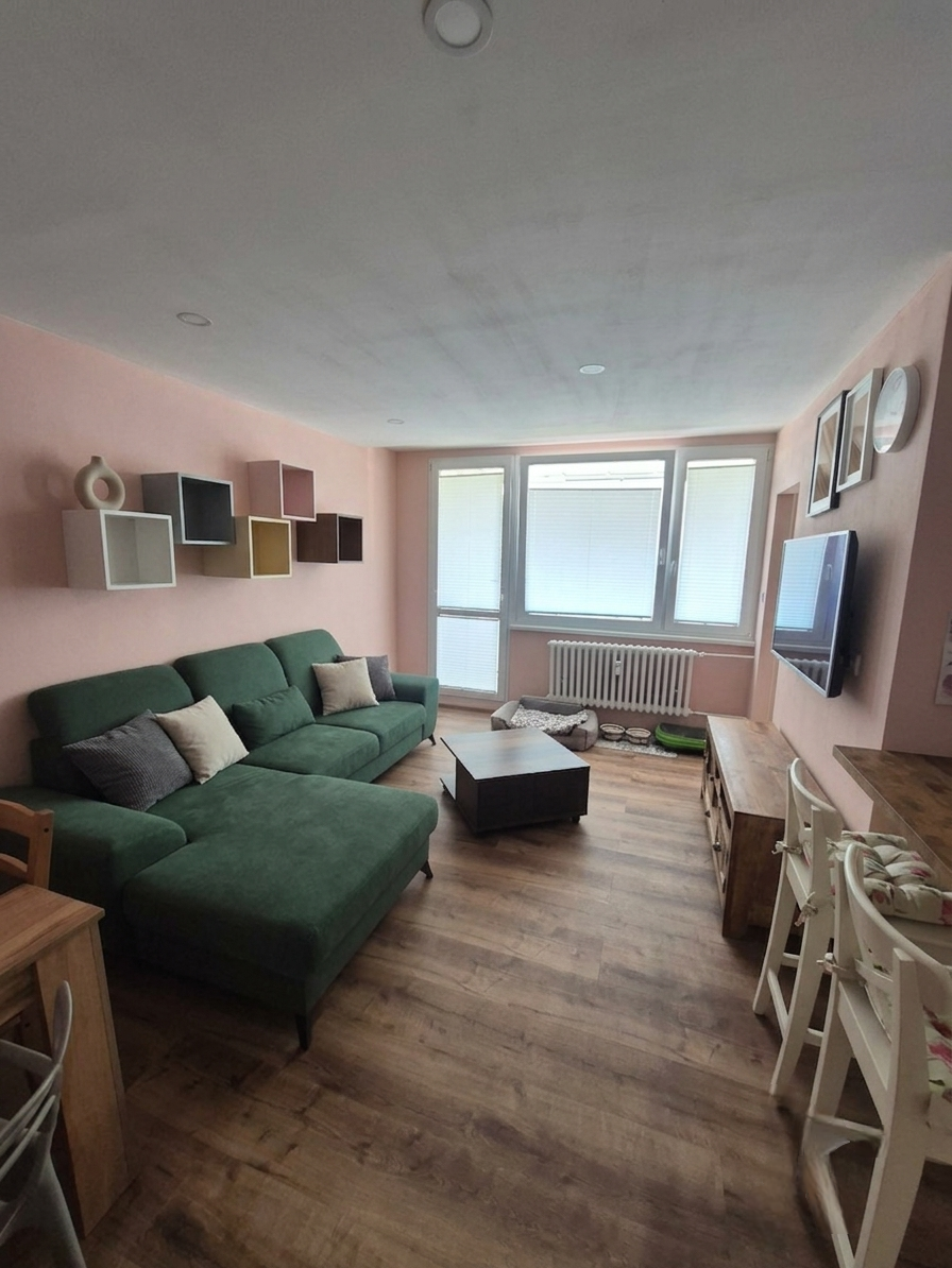 Pronájem bytu 4+kk 78 m² — photo 4