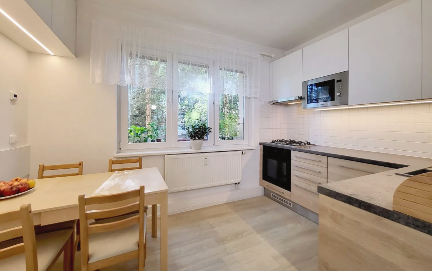 Pronájem bytu 3+kk 102 m² — photo 3