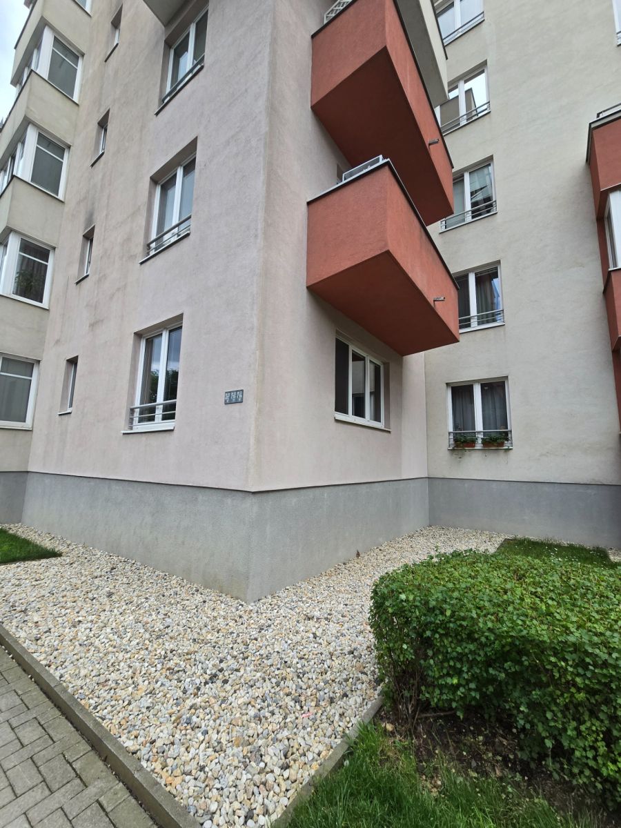 Pronájem bytu 1+kk 33 m²