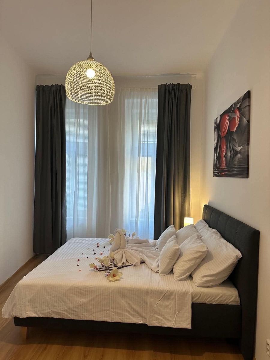 Pronájem bytu 2+kk 45 m² — photo 3