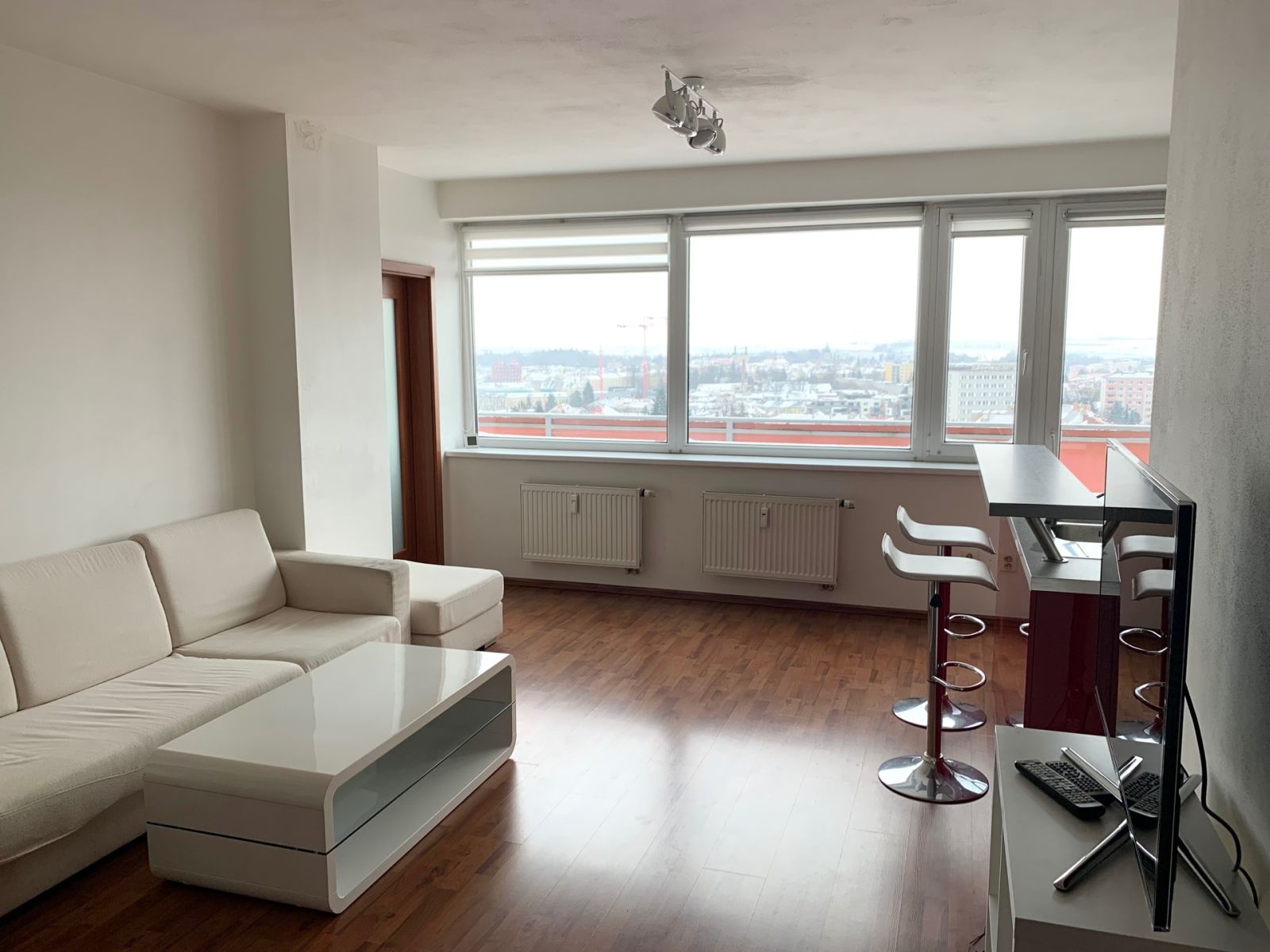 Pronájem bytu 2+kk 51 m² — photo 3