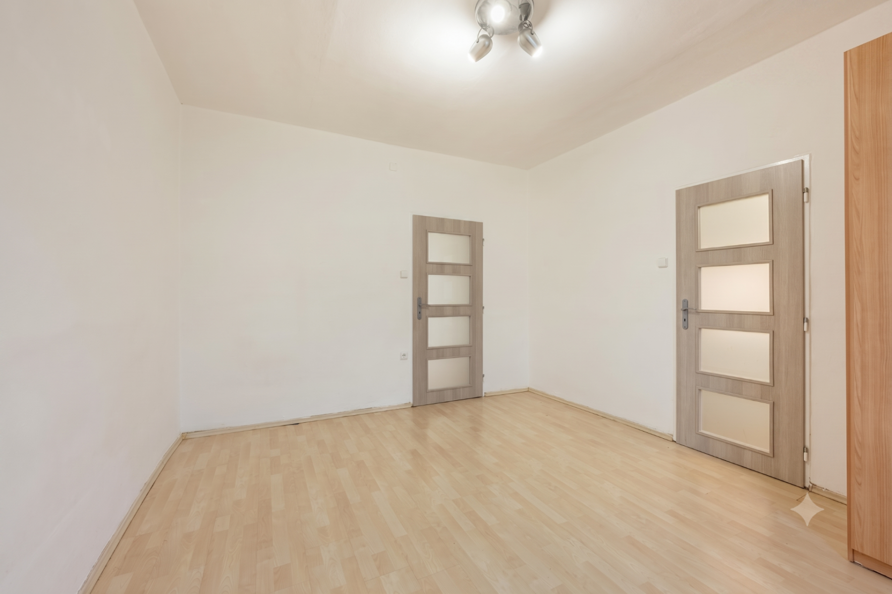 Pronájem bytu 2+1 52 m² — photo 4