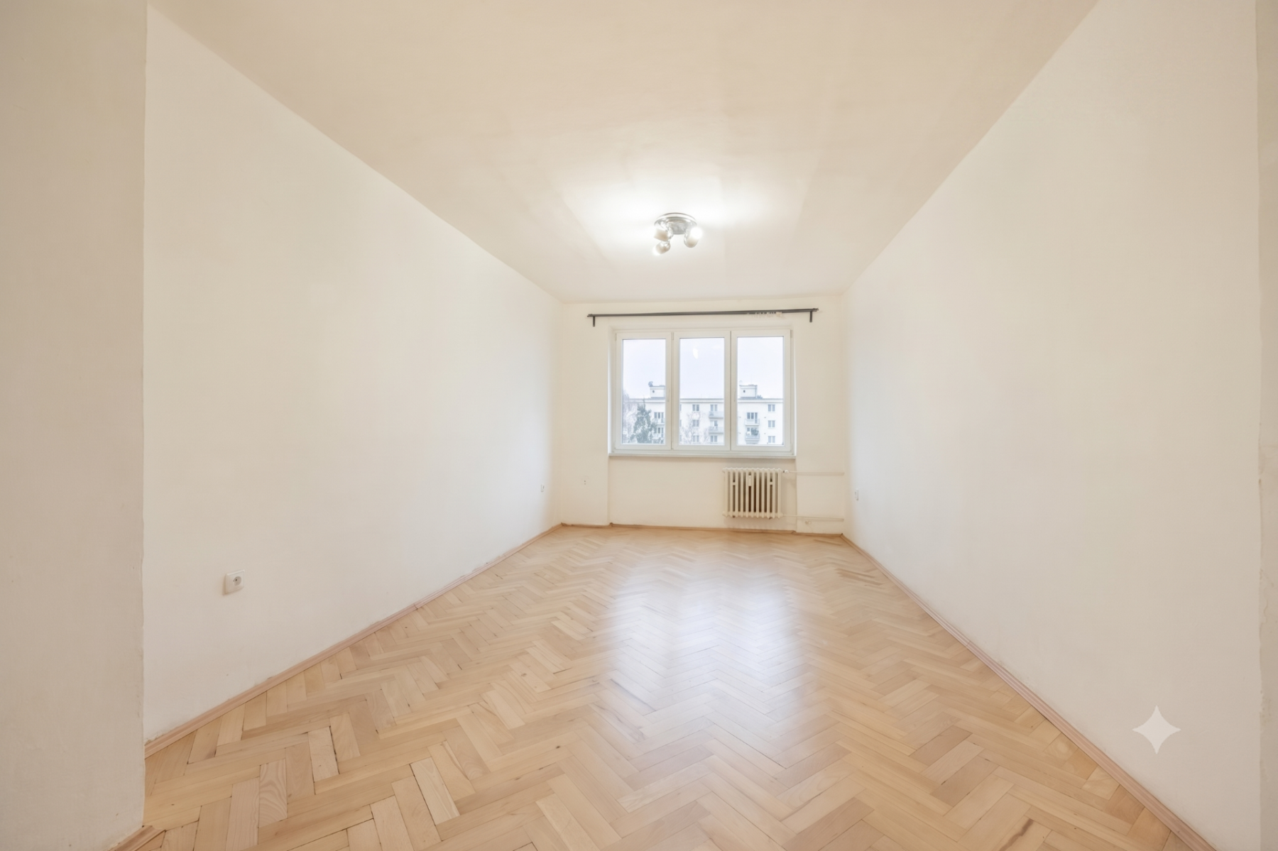 Pronájem bytu 2+1 52 m² — photo 2