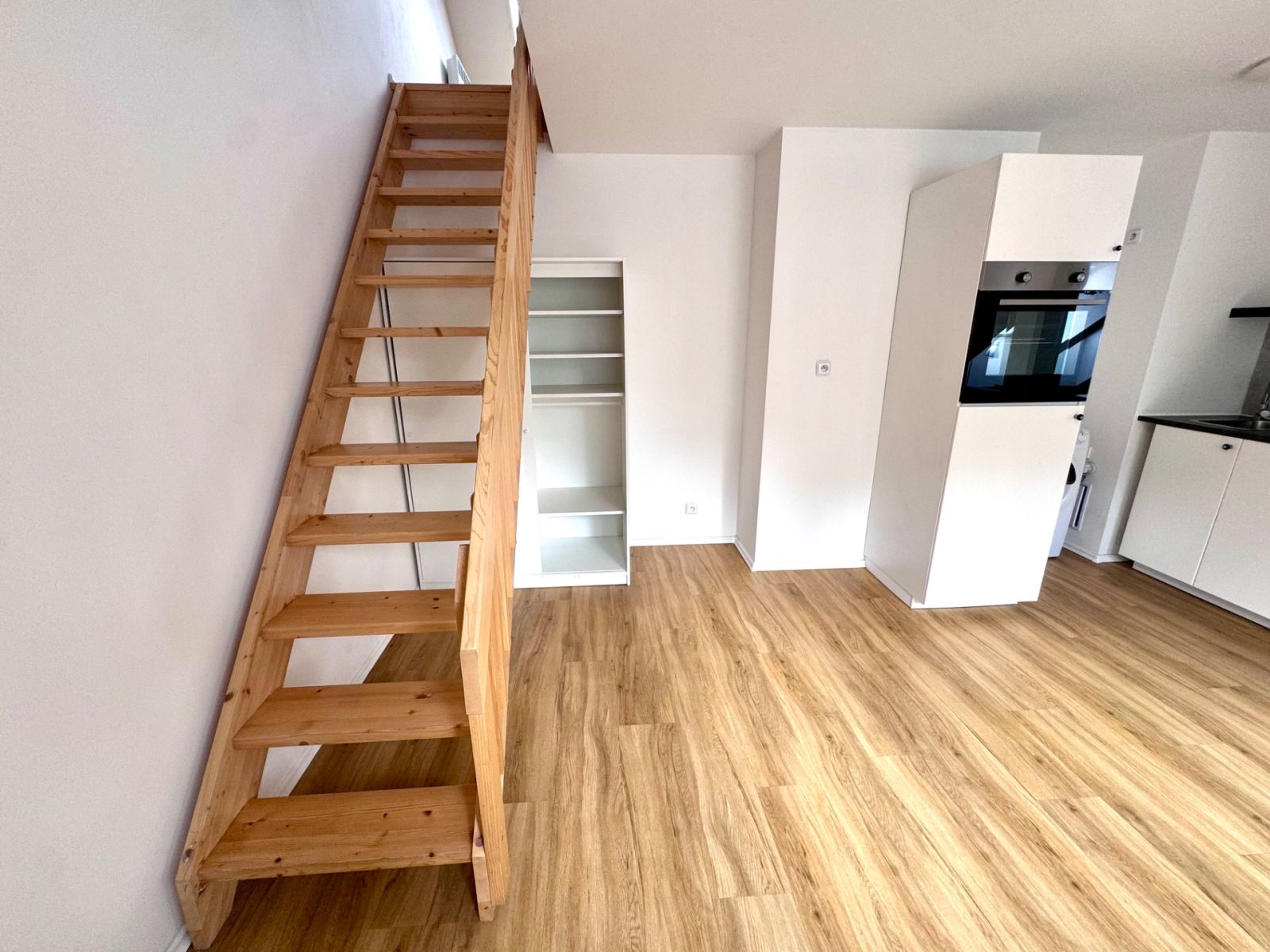 Pronájem bytu 2+kk 67 m² — photo 5
