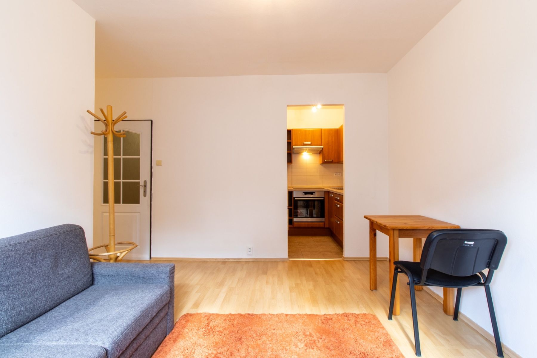 Pronájem bytu 2+kk 35 m² – pohled 6