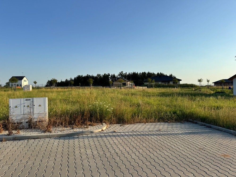Prodej pozemku 825 m²