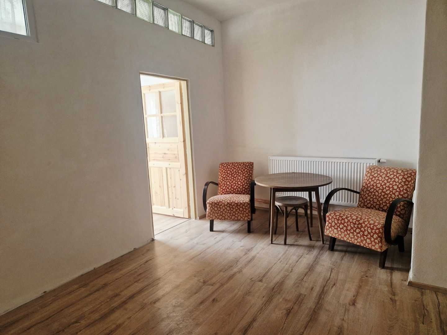 Pronájem kanceláře 100 m² — photo 2