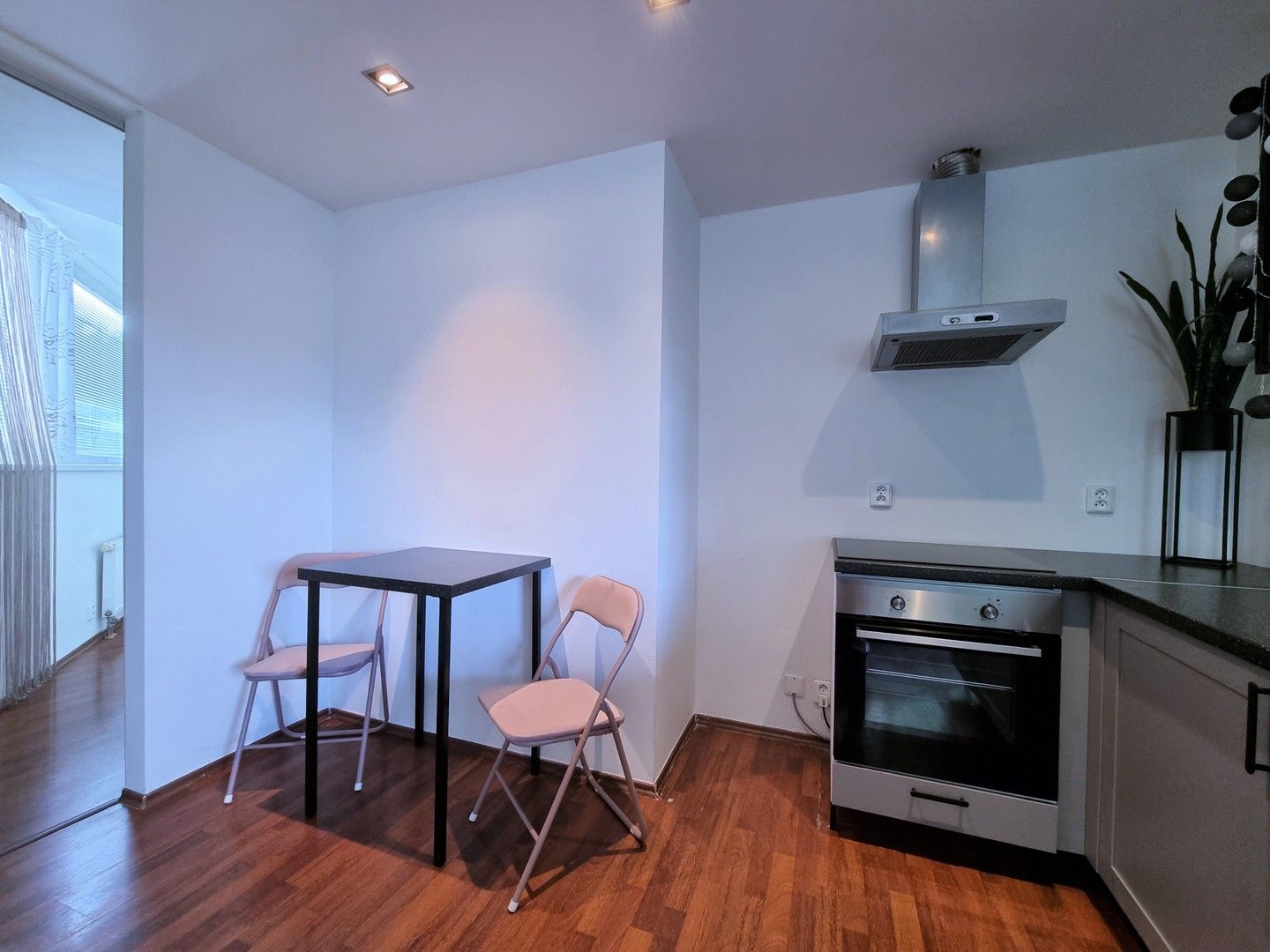 Pronájem bytu 2+kk 45 m² — photo 3