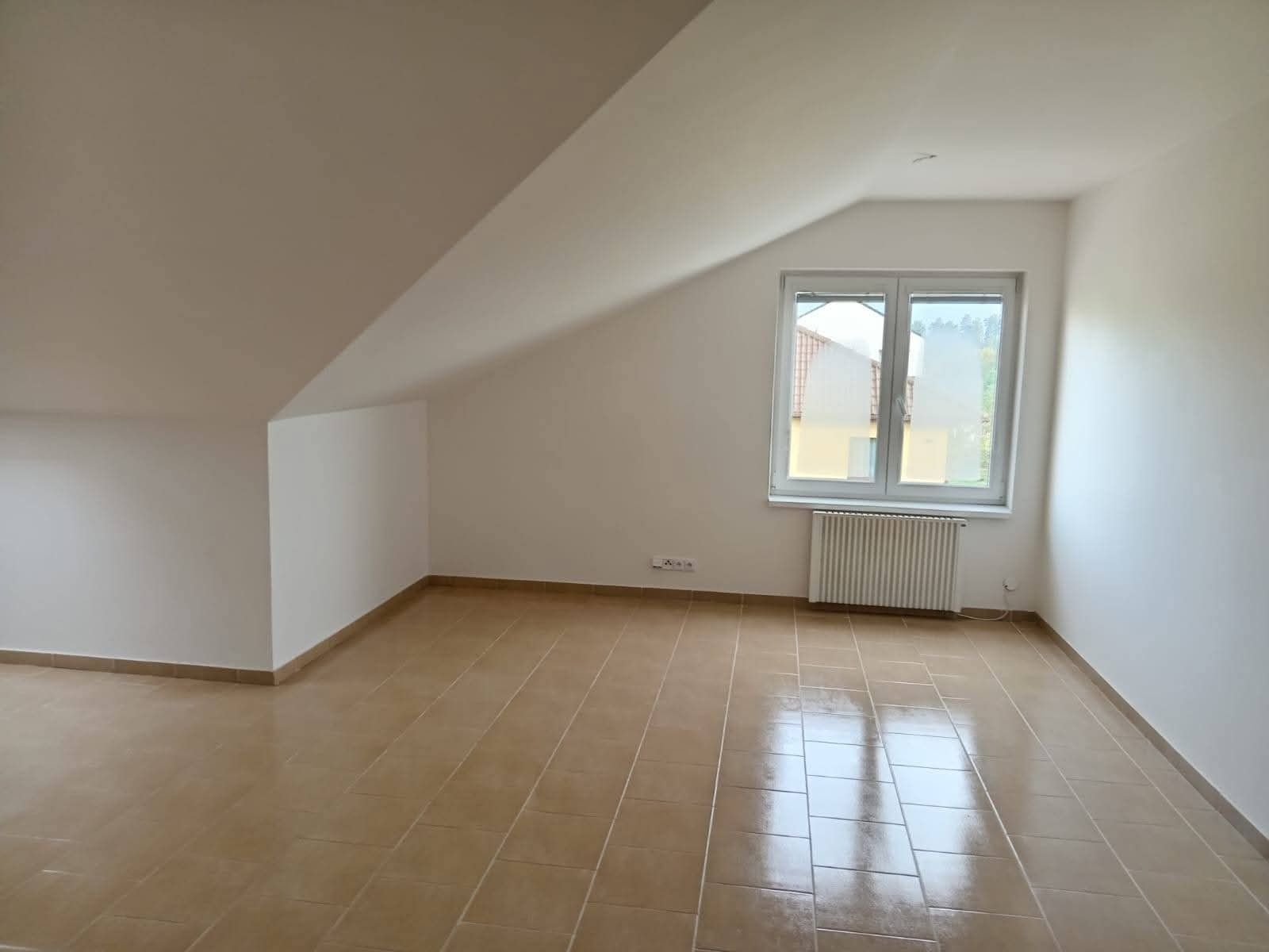 Pronájem bytu 1+kk 47 m² — photo 3