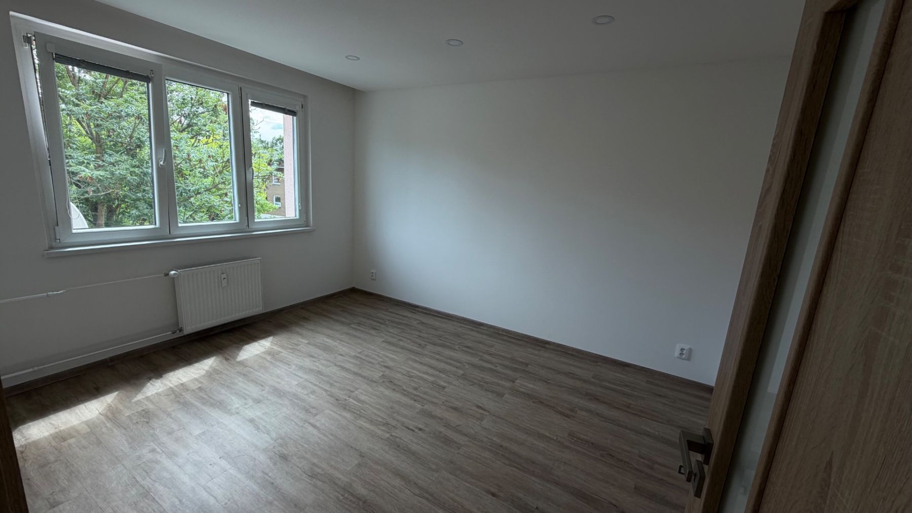 Pronájem bytu 2+1 51 m² — photo 2