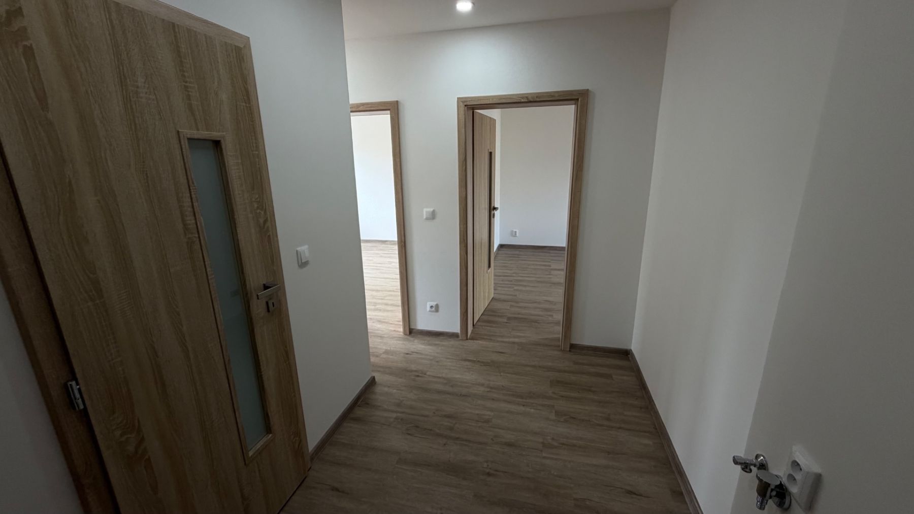 Pronájem bytu 2+1 51 m² — photo 3