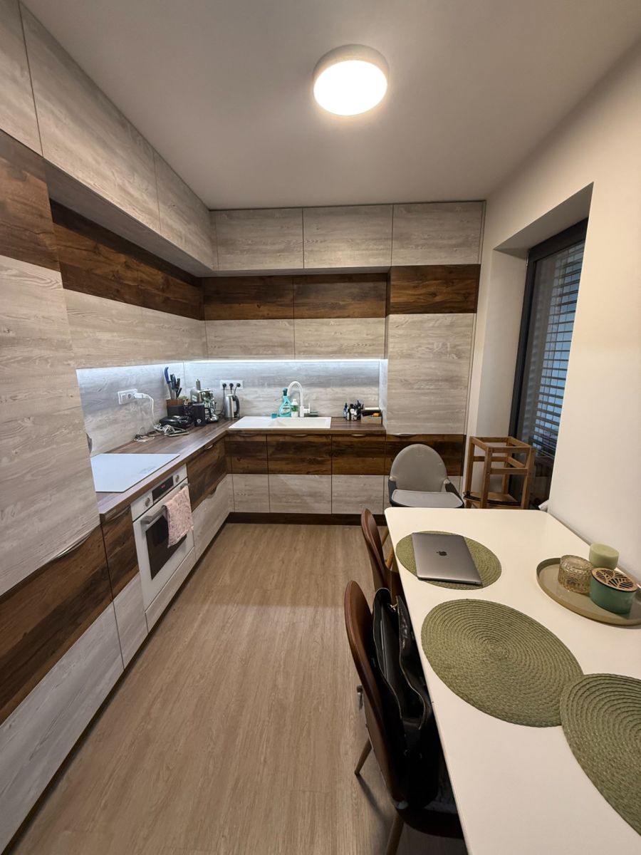 Pronájem bytu 3+kk 76 m² — photo 3