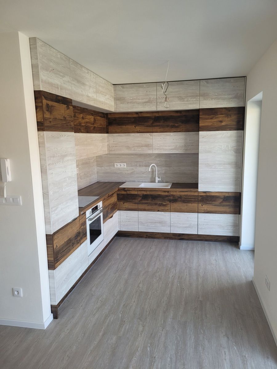 Pronájem bytu 3+kk 76 m²