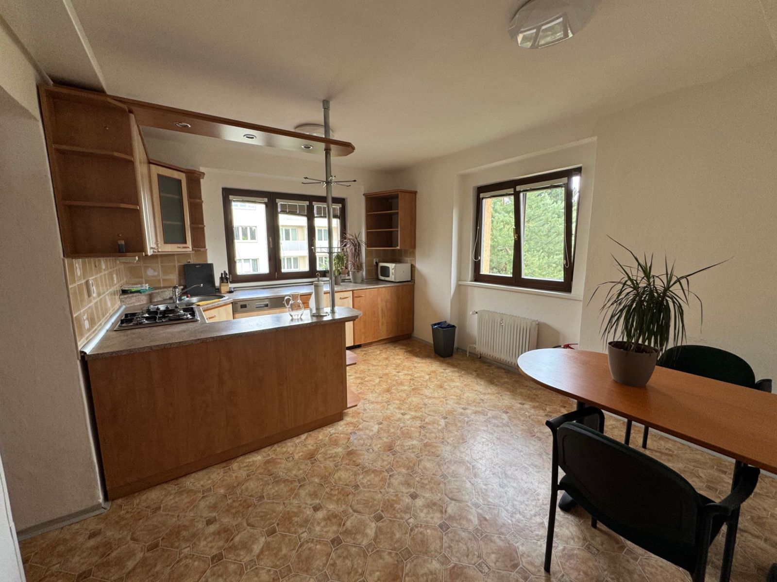 Pronájem bytu 4+1 128 m² — photo 2