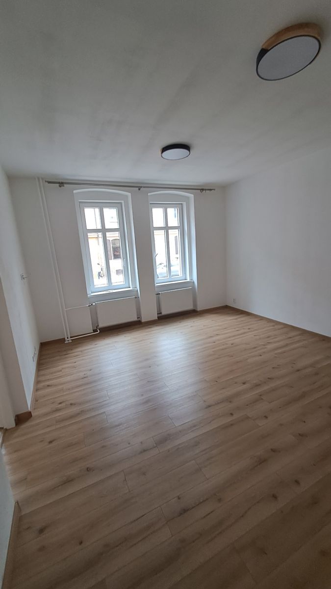 Pronájem bytu 3+kk 66 m² — photo 2